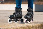 Powerslide Kinderskates Khaan Jr. Pro schwarz 39-42